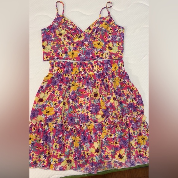 Tops - Floral two piece set in Pink and Yellow